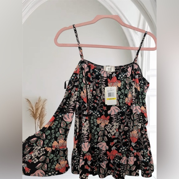 ECI Pink Bell Cold Shoulder Sleeve Ruffled Blouse - Picture 2 of 3